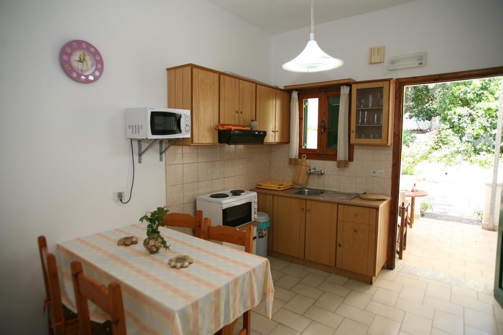 Alex-Giannis Apartments, Barbati Cameră foto